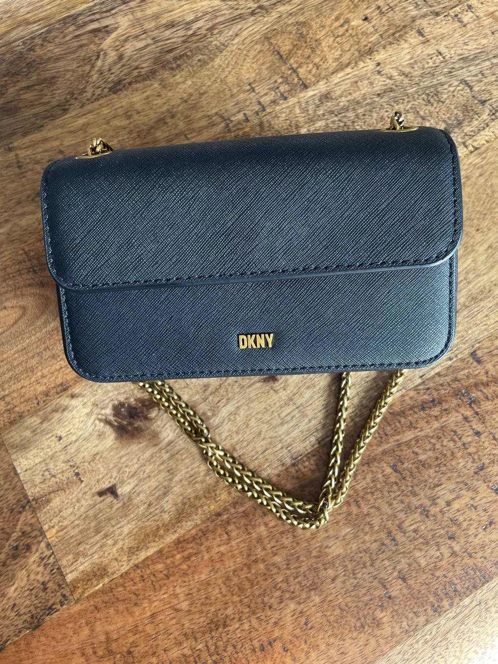 DKNY Taschen für Damen: DKNY Damentasche – Neu (gemäss Beschreibung) aus Adliswil von miu_fnq6