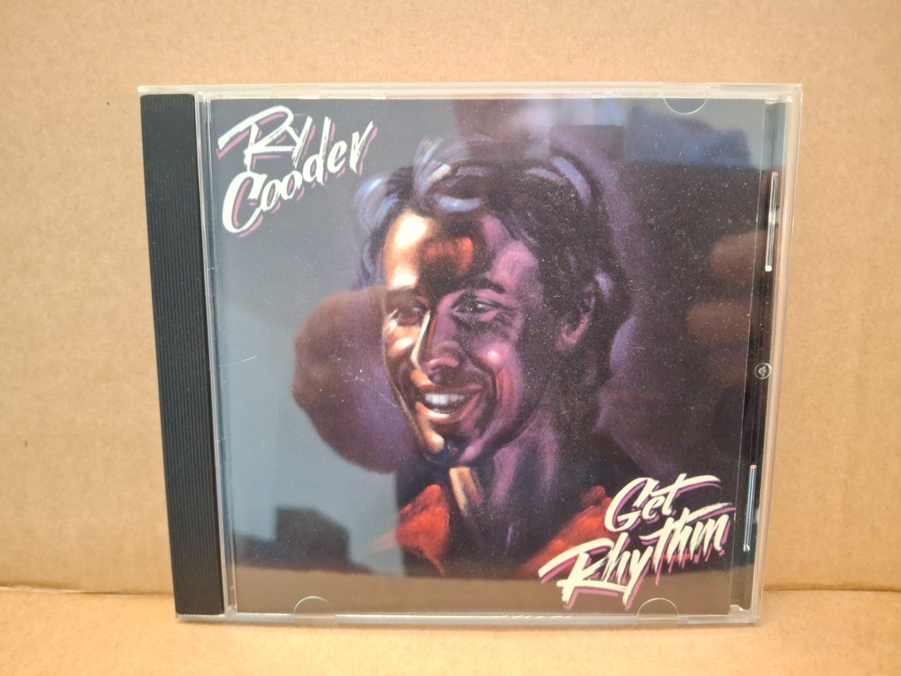 CD: Ry Cooder – Get Rhythm – Usato da St.Gallen venduto da CD_jalamusic