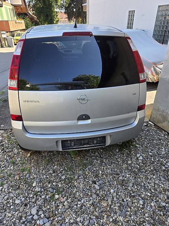 Automobili: Opel Meriva A 1.8 Automat  Ab Platz – Usato da Jegenstorf venduto da adnanzuka 3