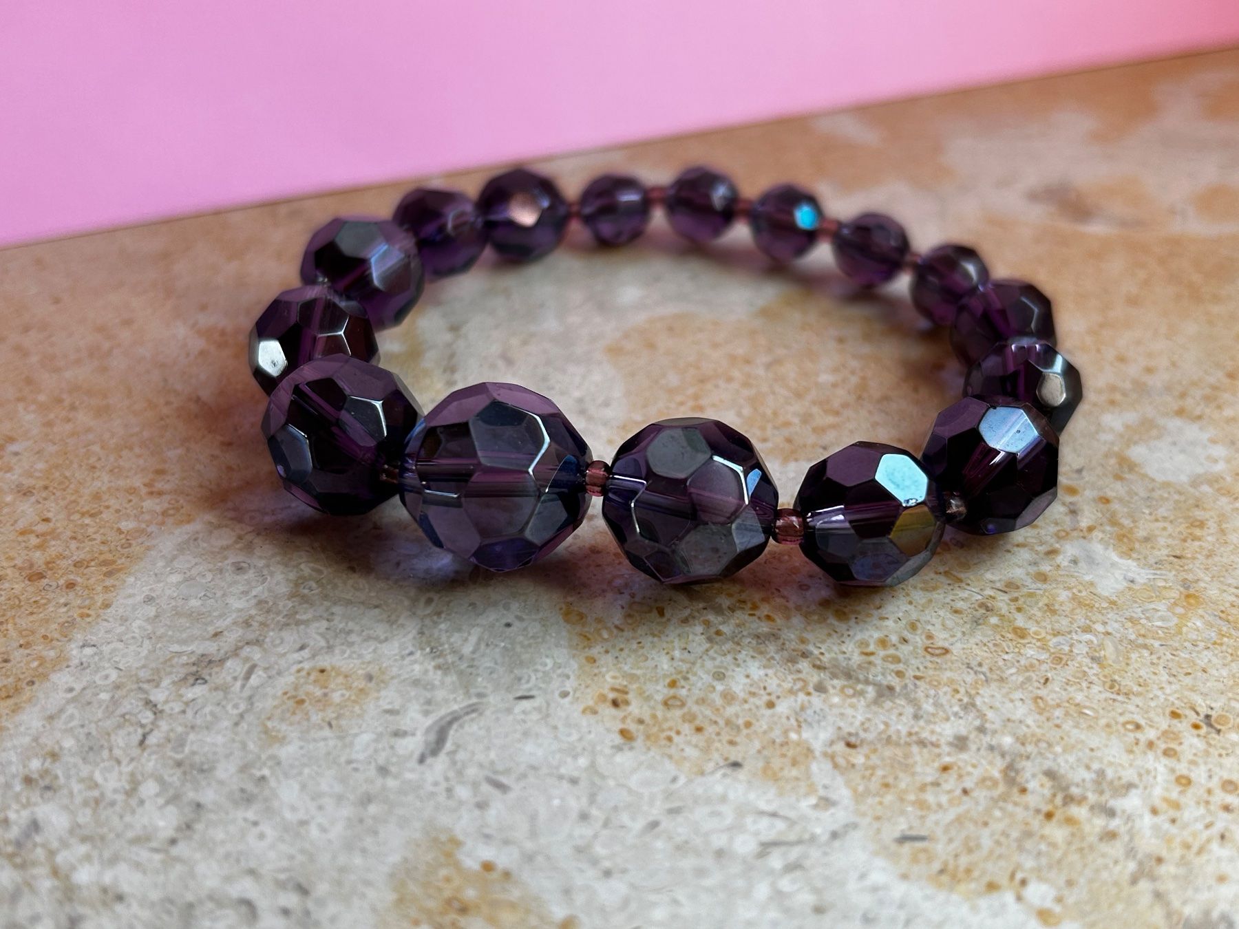 Armbänder & -reifen: Armband violett Disco-Fox oder Charleston – Gebraucht aus Laufen von Bellavitaboom 1
