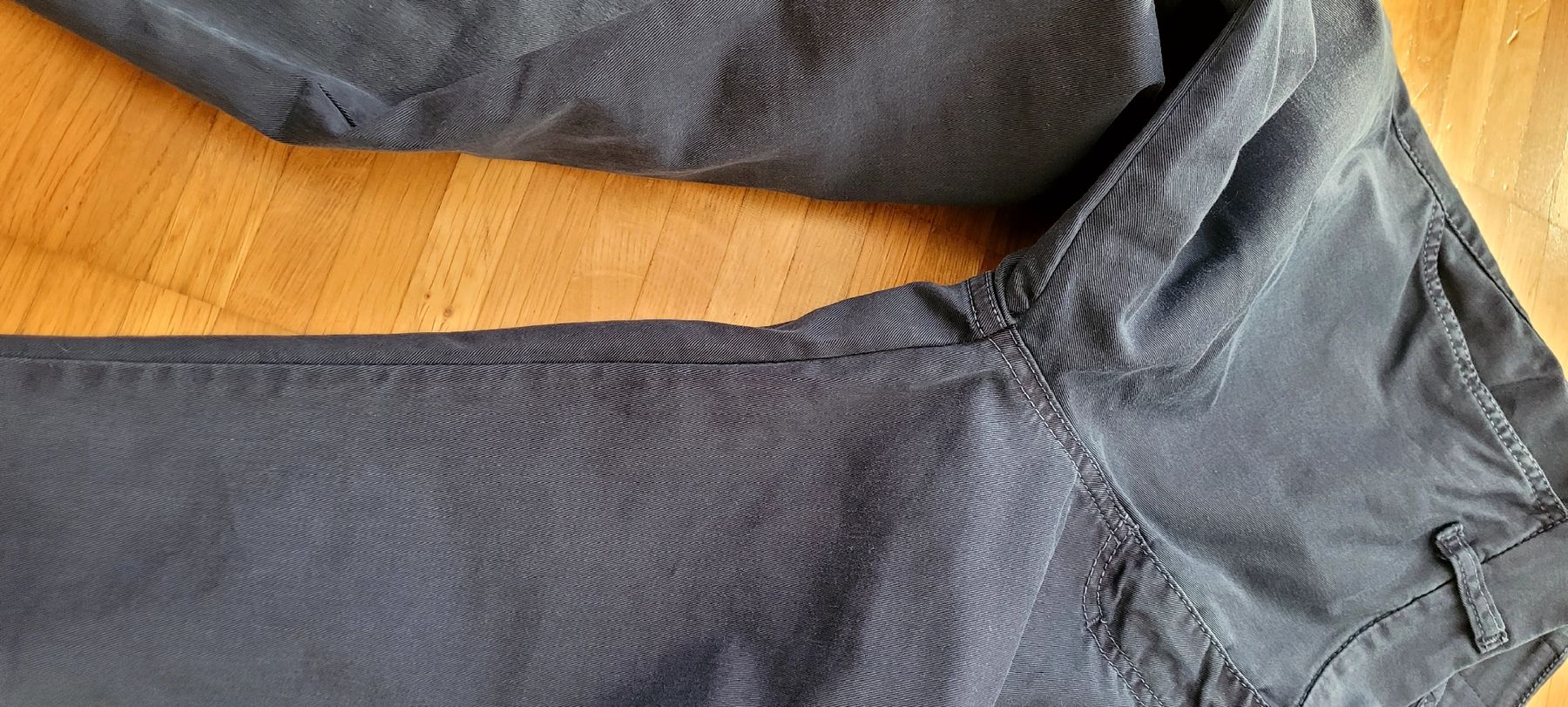 Please Jeans Hosen: PLEASE Hose, dunkelblau, Grösse L – Gebraucht aus Emmenbrücke von gatasalvache 5