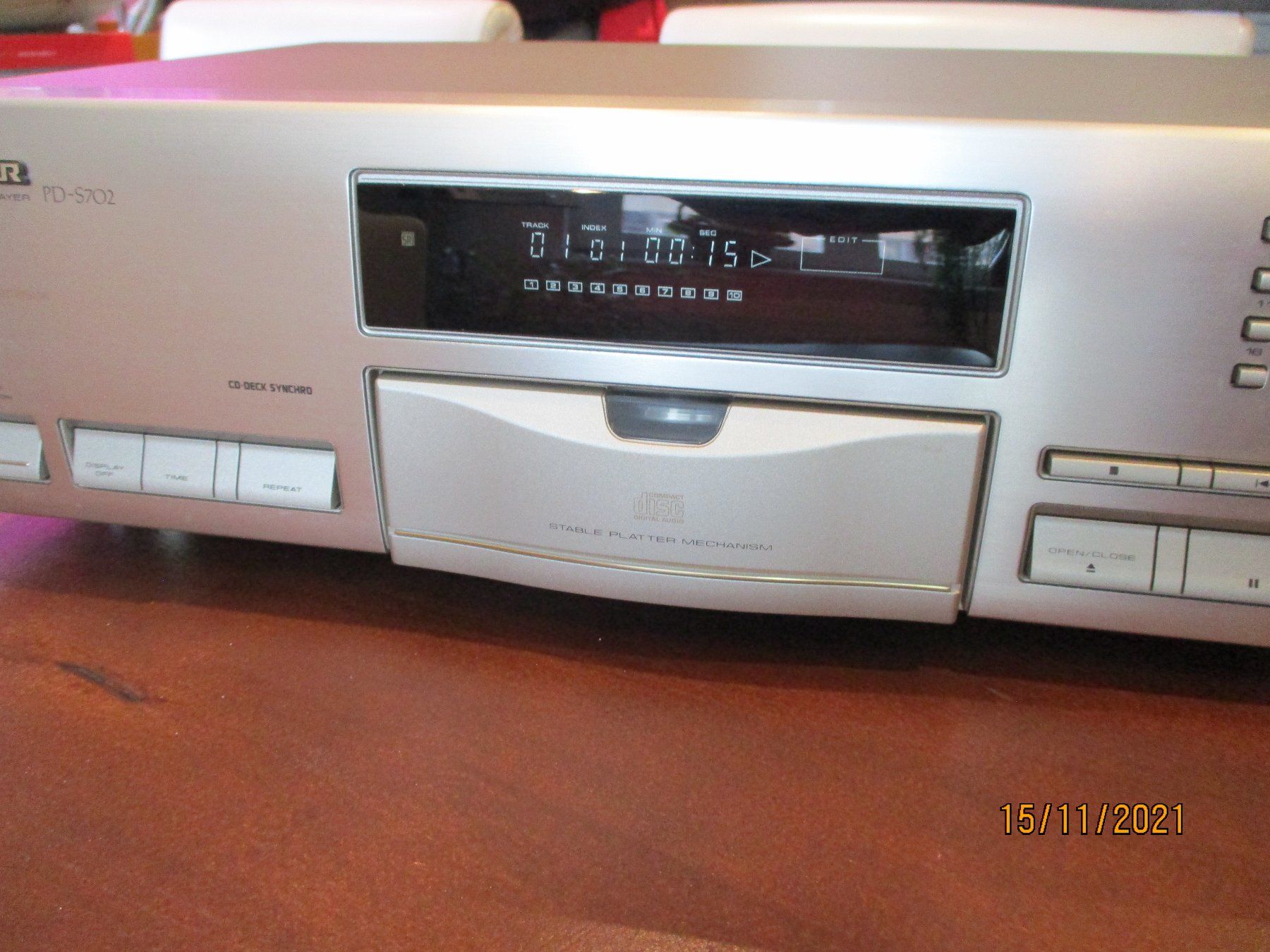 Pioneer Multimediaplayer & Streamer: Pioneer PD-S 702 CD Player in champanger – Gebraucht aus Liestal von Disc-Point 2