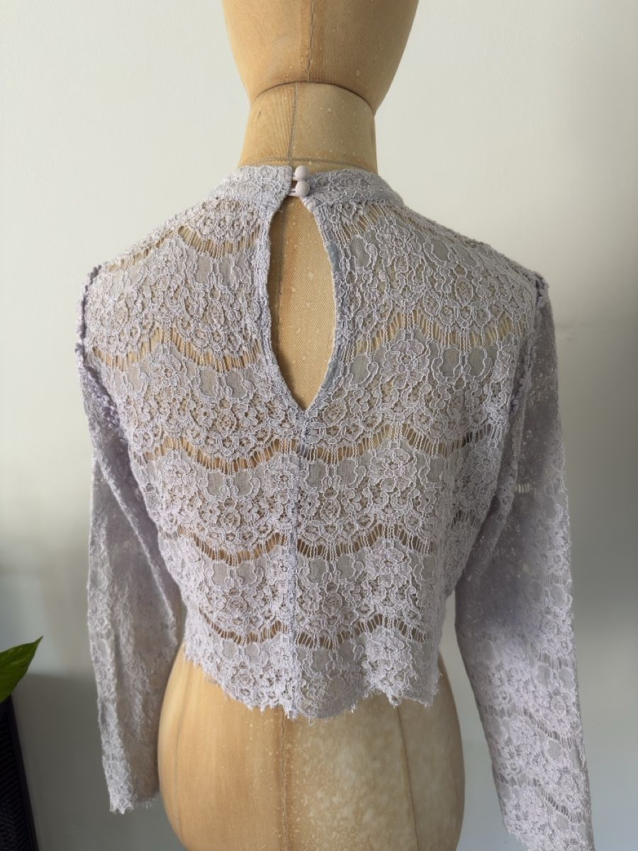 Vila Top: VILA Spitzen Crop Top Flieder Langarm Gr. M Elegant – Usato da Lugano venduto da rebecca.wardrobe 8