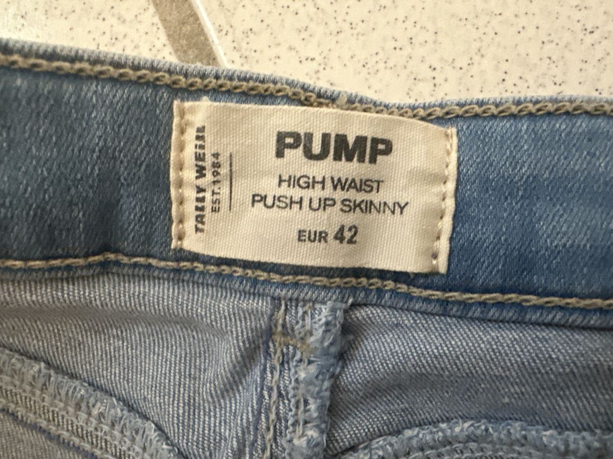 Tally Weijl Jeans: Jeans, Gr. 42, Tally Weijl – Usato da Buus venduto da 2019dp 2