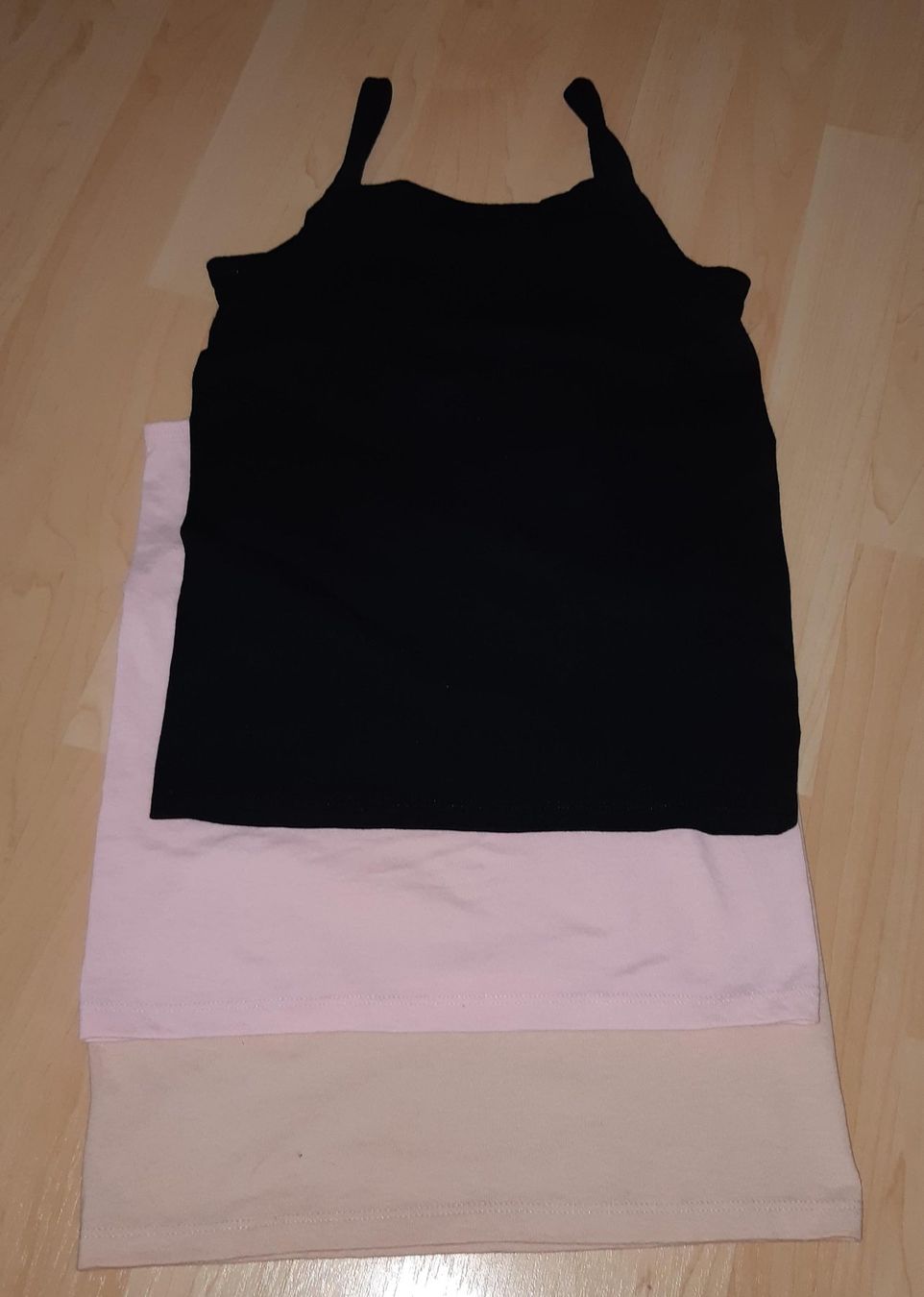 Blusen, T-Shirts & Tops: Mädchen T-Shirts, Gr. L/10-12-Jährige – Neu (gemäss Beschreibung) aus sachseln von soficool 1