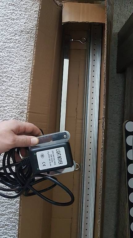 Lampes: Rail Light Mover 2,2 Meter – Neuf avec emballage d'origine à Lufingen par manonYm