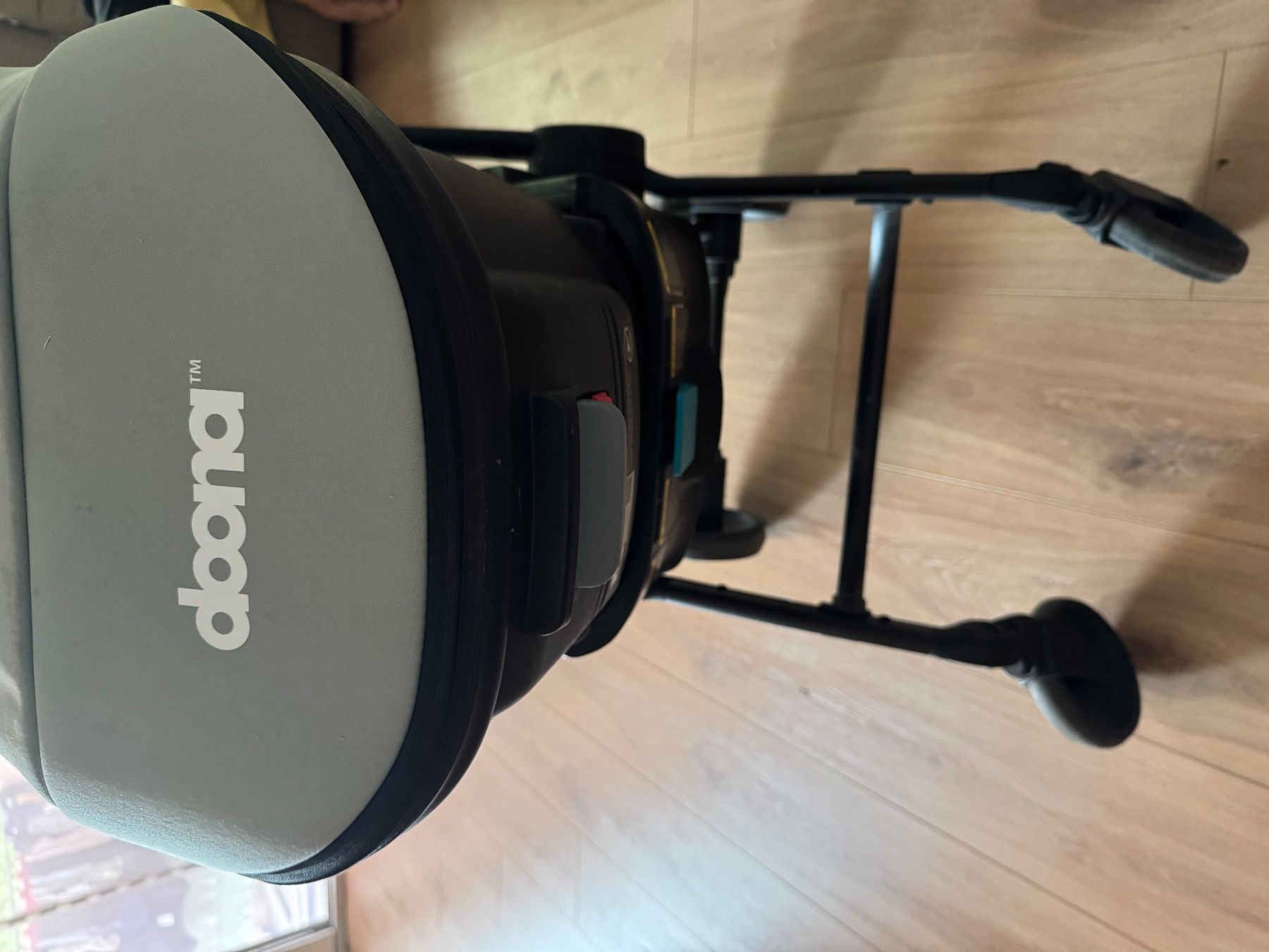 Doona Carrozzine: Doona X Kinderwagen & Babyschale – Usato da Basel venduto da sil_lsm2