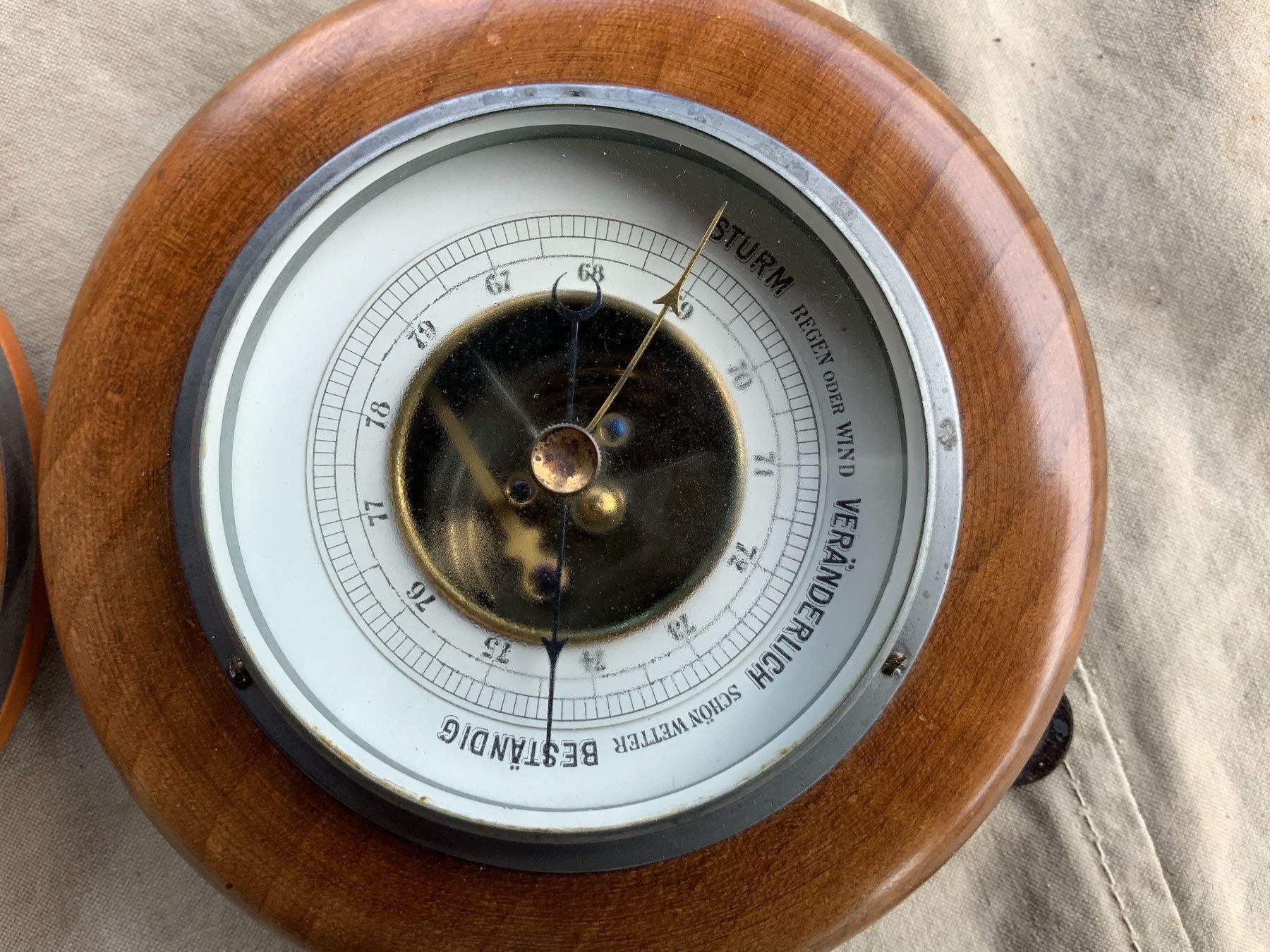 Altri elettrodomestici e apparecchi d’epoca: Barometer und Vintage Messband – Usato da Feldbach venduto da Olive1 7