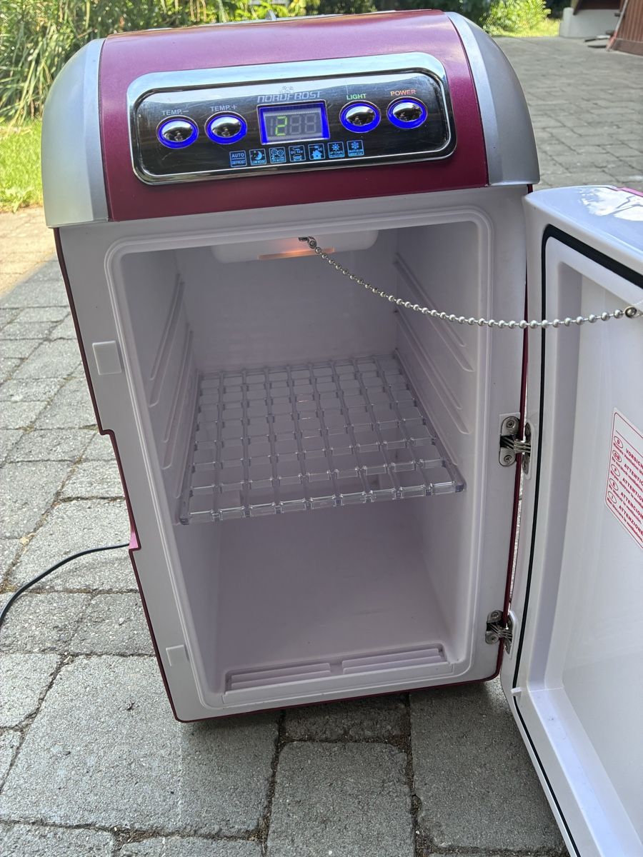 Réfrigérateurs: Mini Kühlschrank – D'occasion à Rüegsauschachen par Daniel_Graedel 1