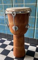 Handtrommel Holz mit defektem Fell