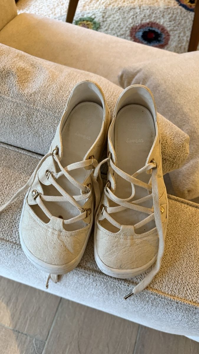 Scarpe da donna: Sambas the bambas t.40 – Usato da Gollion venduto da sophie91