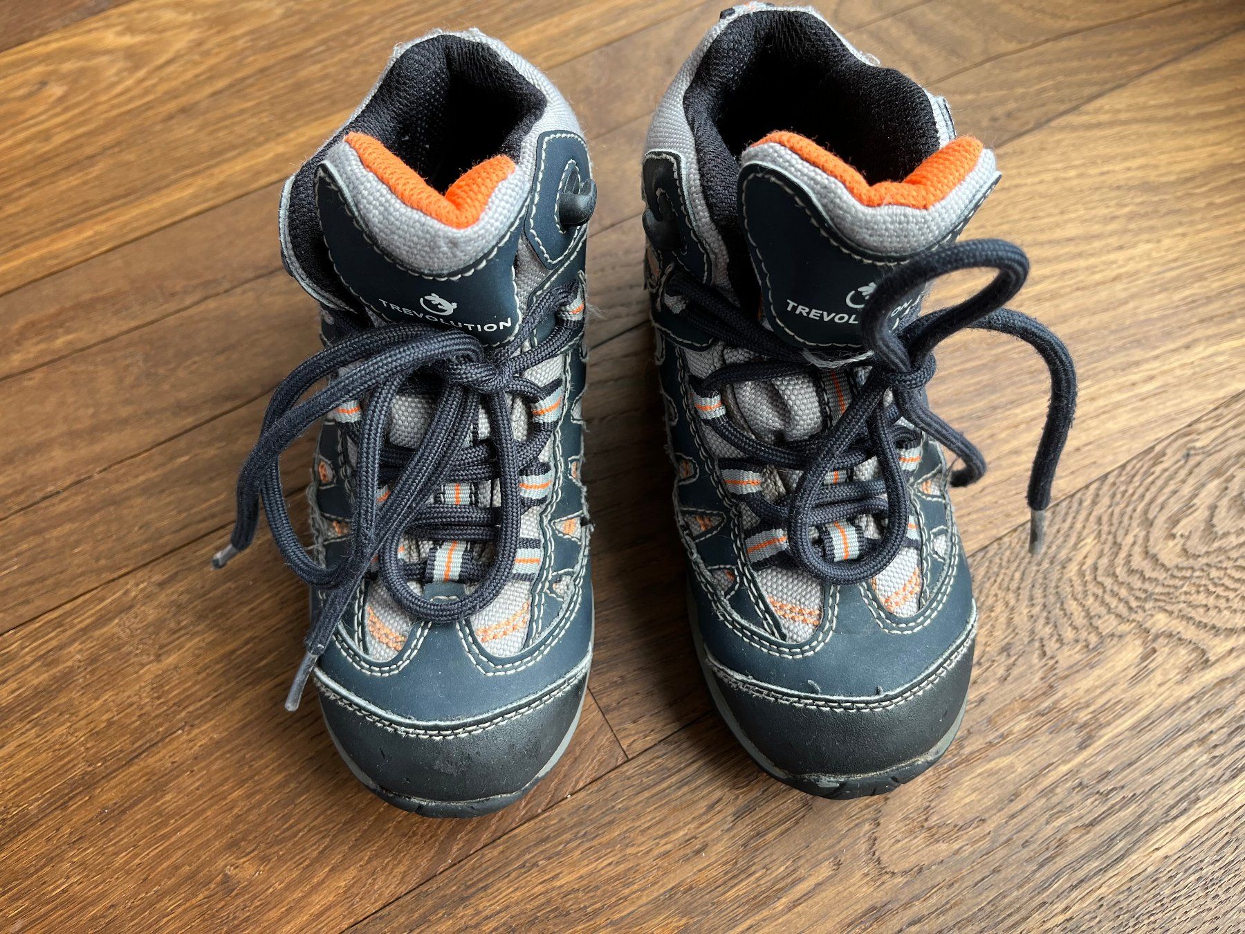 Trevolution Scarpe per ragazzi: Schuhe Wanderschuhe Trekkingschuhe Trevolution Gr. 29 – Usato da Affoltern am Albis venduto da Blackrhythm 9