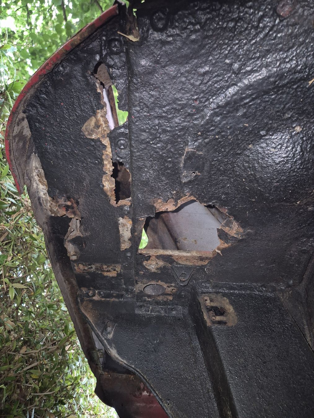 Jaguar Tutti pezzi di ricambio auto: Jaguar E Type Motorhaube für Deko oder zum herrichten. – Difettoso da Wangen b. Olten venduto da madmax05 6