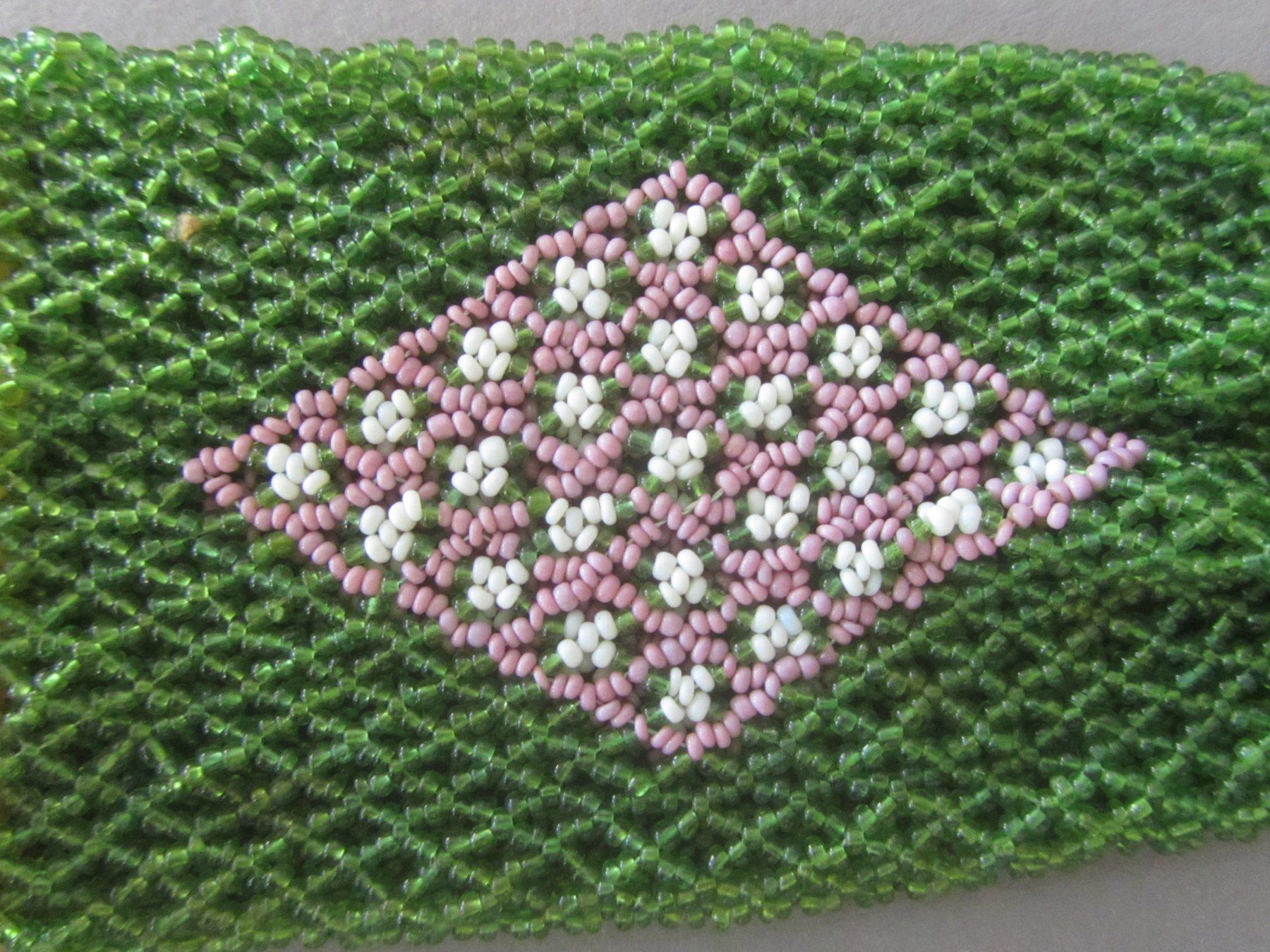 Borse: Vintage Perlbeutel mit Blumenmuster – Usato da Seengen venduto da mikelele 1