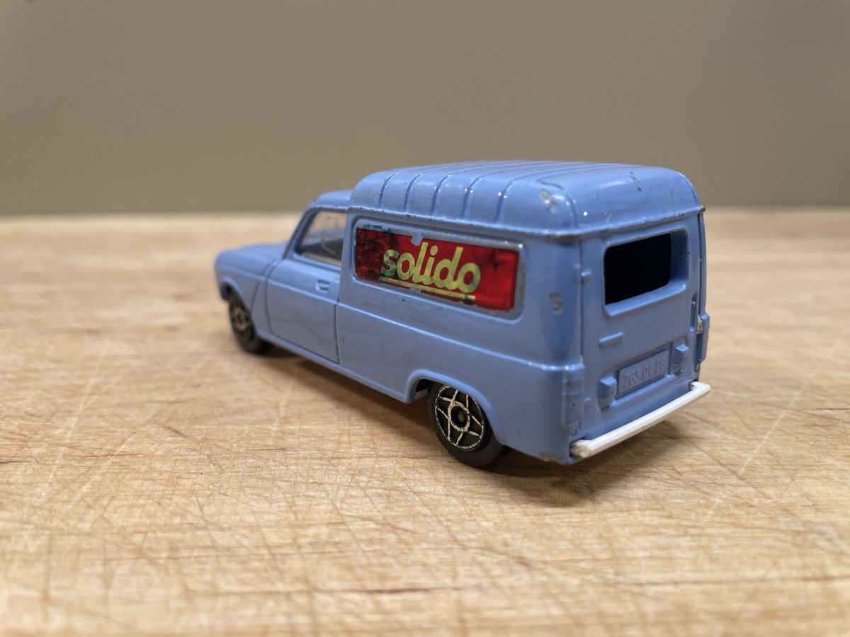 Solido Modellini d'auto: Solido Renault 4 Fourgonette – Usato da Frauenfeld venduto da Challenger77 2
