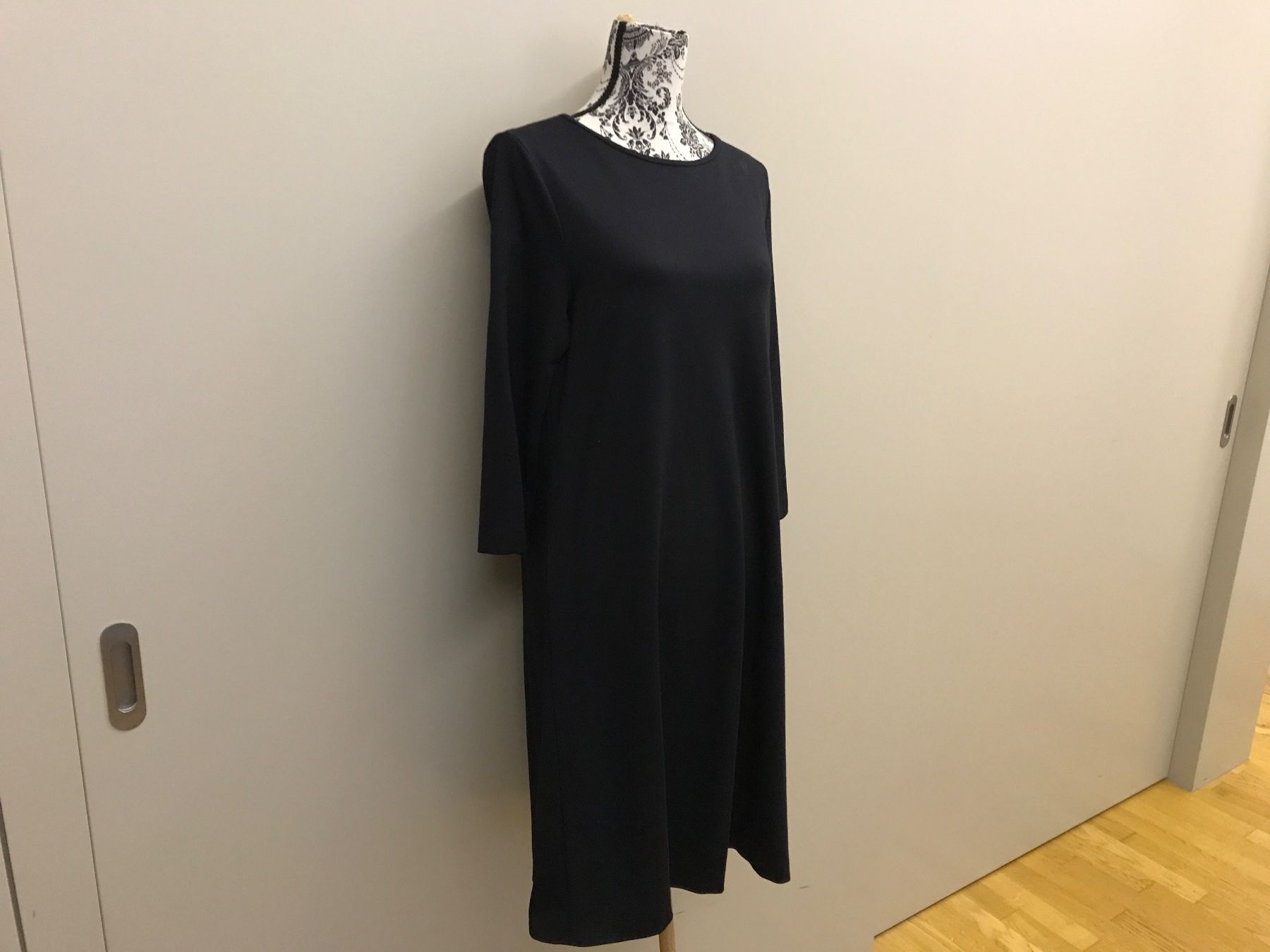 Vestiti: Kleid Piu Piu – Usato da Marthalen venduto da Chuegi1 1