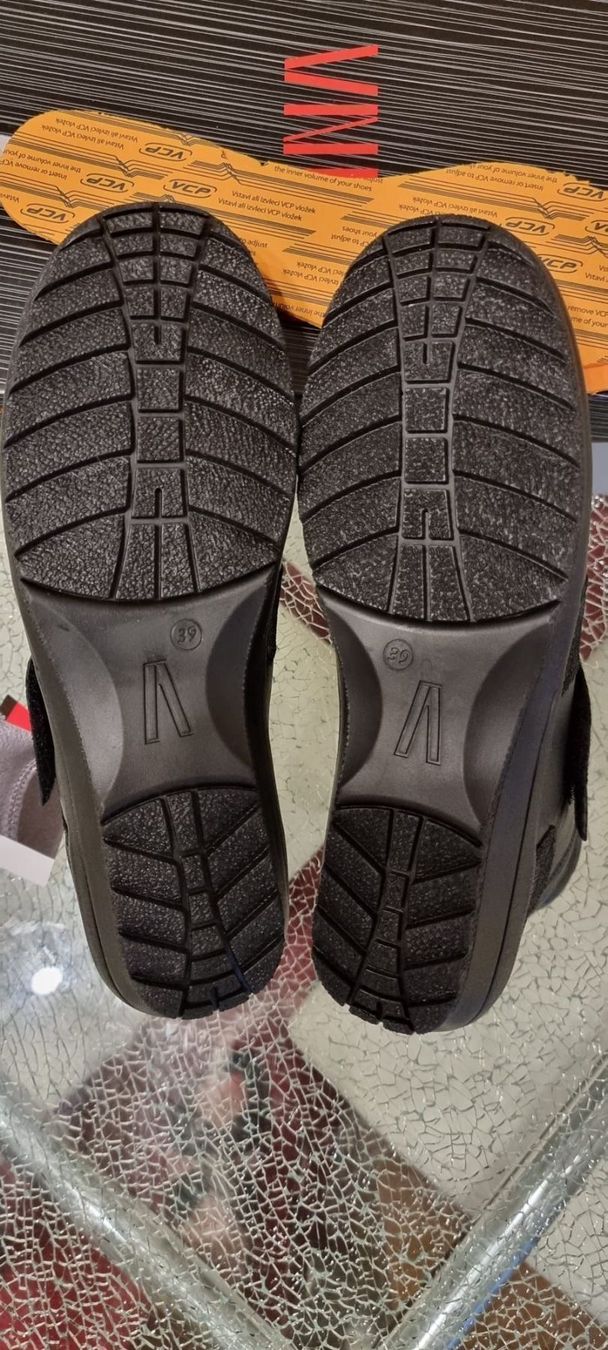 Alpina Chaussures femmes: Alpina Gr. 39 – Neuf avec emballage d'origine à Luzern par Reni025 1