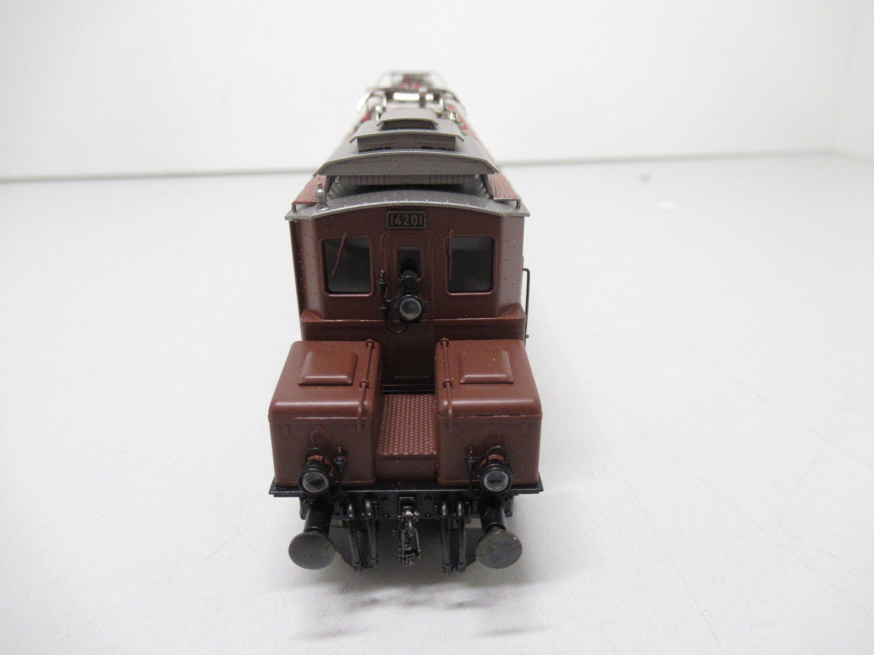 Metropolitan Modelleisenbahnen: Metropolitan 742 E-Lok Ce 6/8 I Köfferli SBB Analog Messing – Gebraucht aus Basel von mhmarken 2