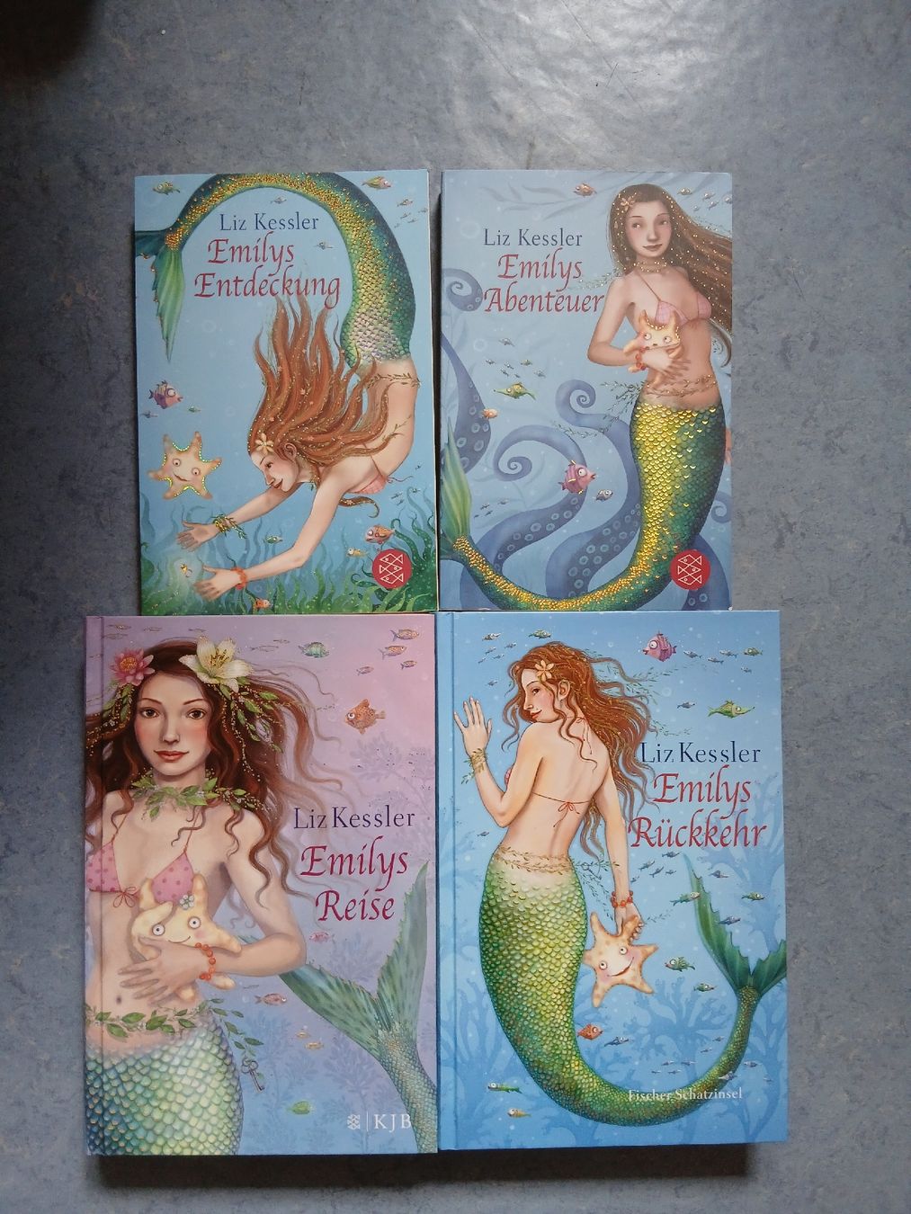Libri: Emily Meerjungfrau, 4 Bände – Nuovo (secondo la descrizione) da Nunningen venduto da din_m9sb