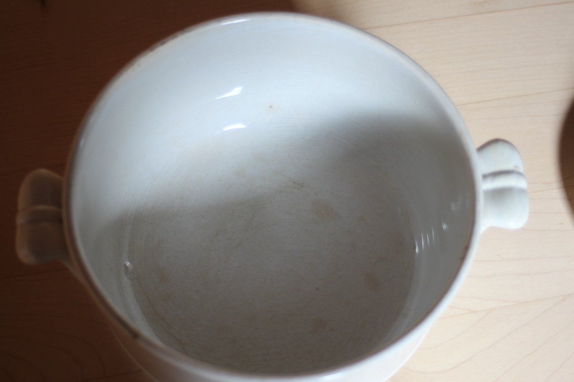 Ciotole: Alte Suppenschüssel mit Deckel D & C – Usato da Sumiswald venduto da Lottie22 5