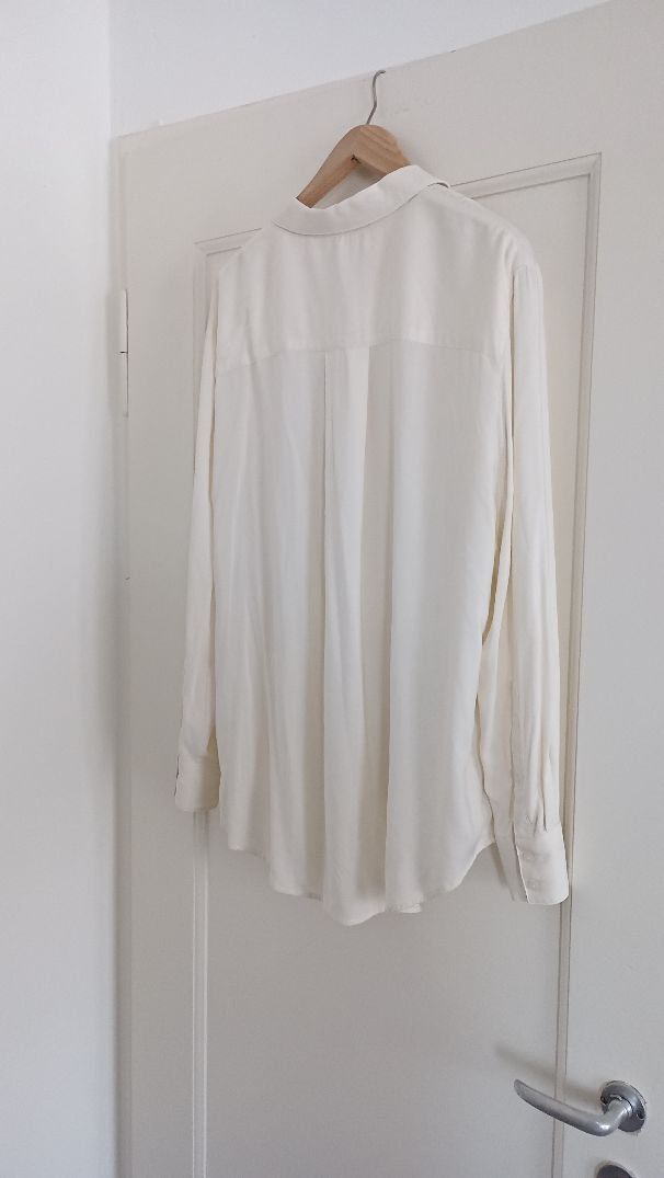 C&A Camicette: Beige Bluse Grösse 48. Marke: C&A – Usato da Zürich venduto da Mitzi6 1