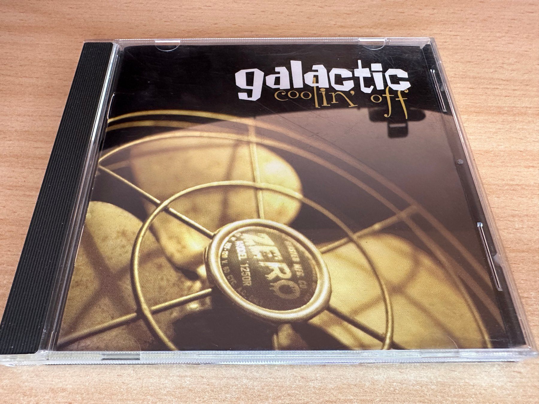 CD: Galactic – Coolin' Off – Usato da Rikon im Tösstal venduto da Alpenmutz
