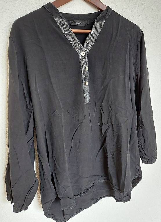 Blusen: Tolle schwarze lange Bluse xl – Gebraucht aus Leuggern von silbergirl