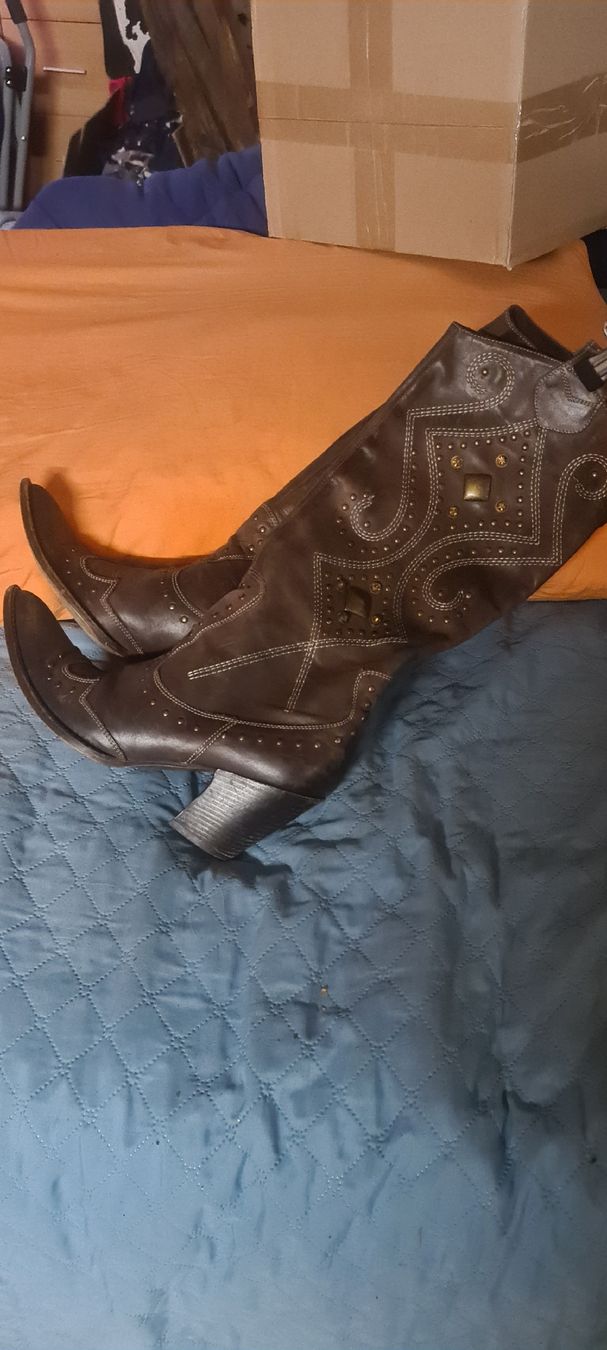 Scarpe da donna: Leder Stiefel – Usato da Bellerive VD venduto da Hermes5