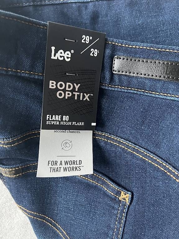 Jeans: Jean Lee – Neuf avec emballage d'origine à Mies par lil_6tnp 1