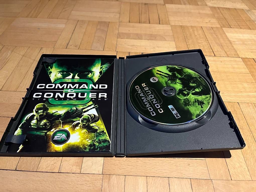 Giochi: Command & Conquer 3 – Usato da Basel venduto da Ruemli17 1