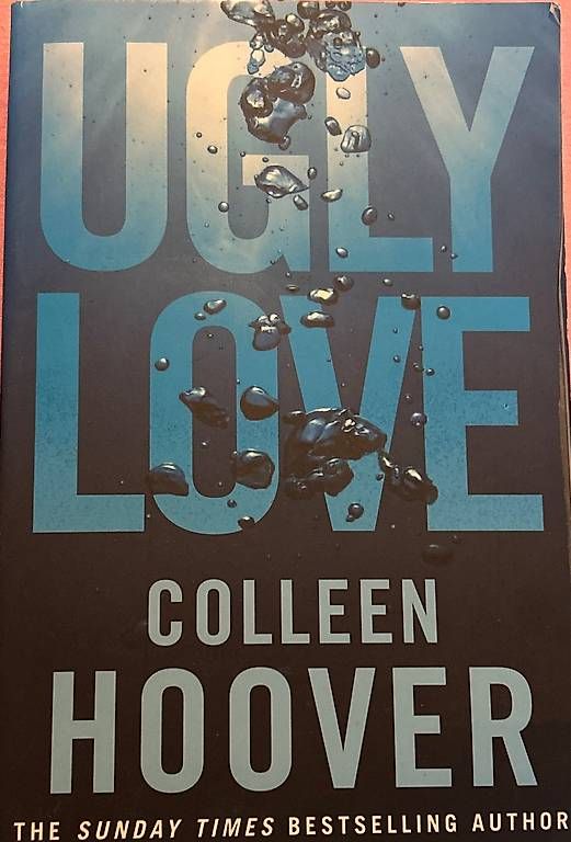 Bücher: Ugly Love – Gebraucht aus  von