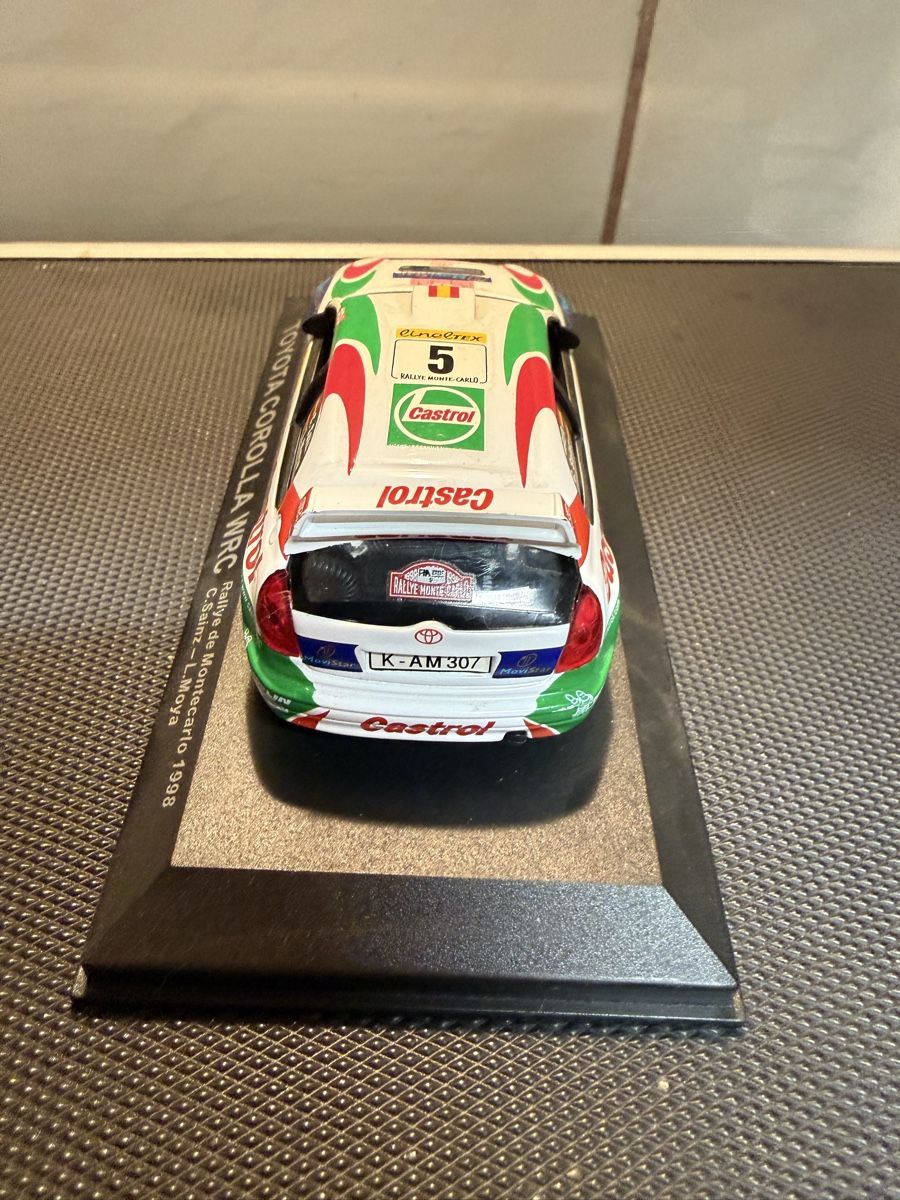 Toyota Modellini d'auto: Toyota Corolla WRC 1998. 1/43 – Usato da Versoix venduto da Jeannot57 4