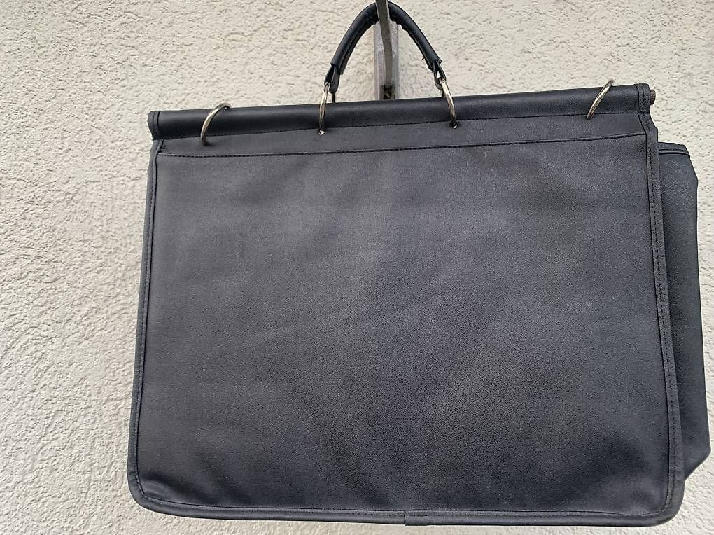 Koffer & Taschen: Aktentasche  – Gebraucht aus Aarau Rohr von manon_b74 1