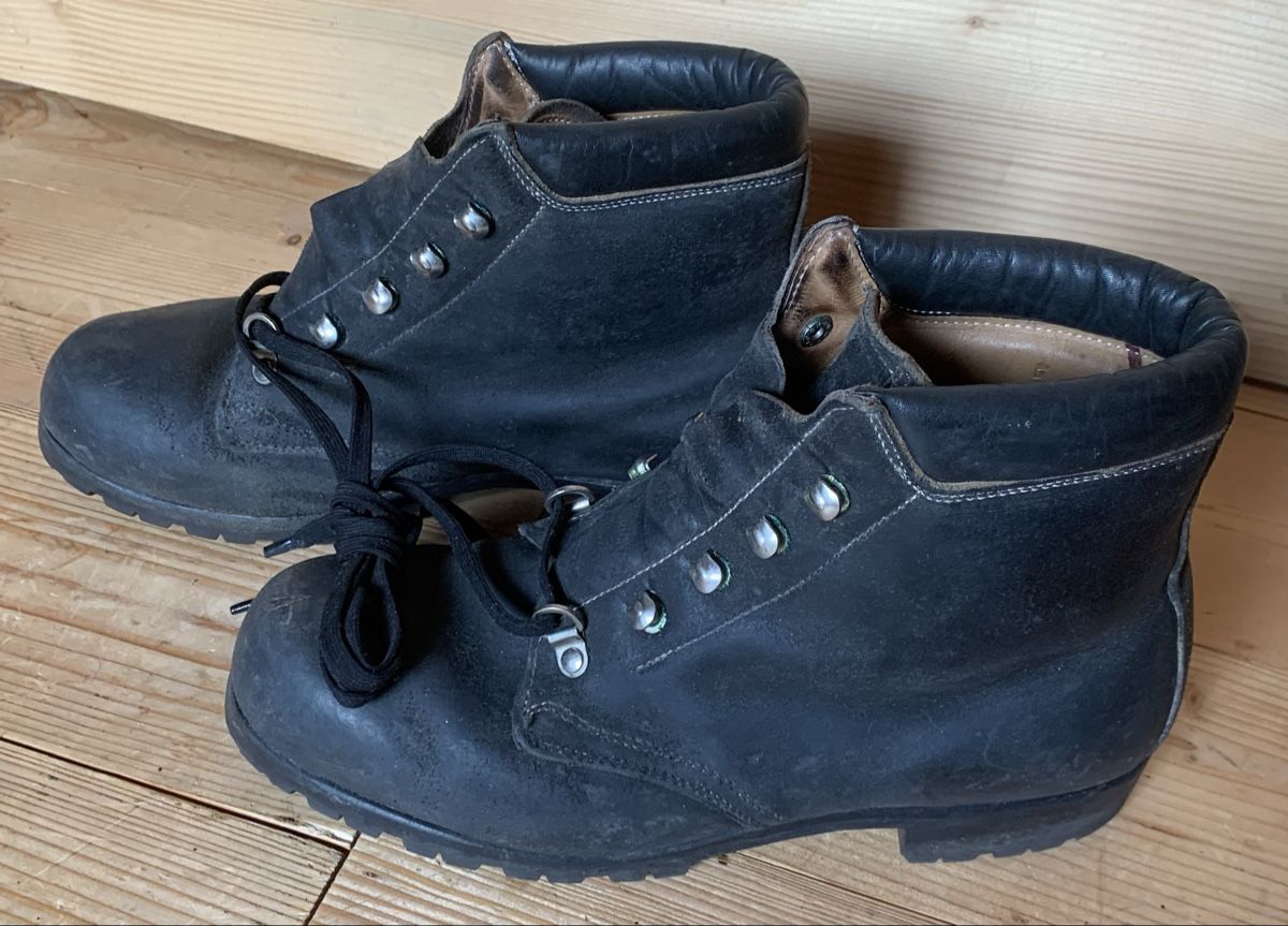 Schweizer Armee Scarpe da uomo: Gebirgsschuhe der CH Armee Grösse 41/5 – Usato da Goldingen venduto da Bergler012 1