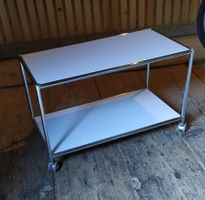 Design Rolltisch weiss