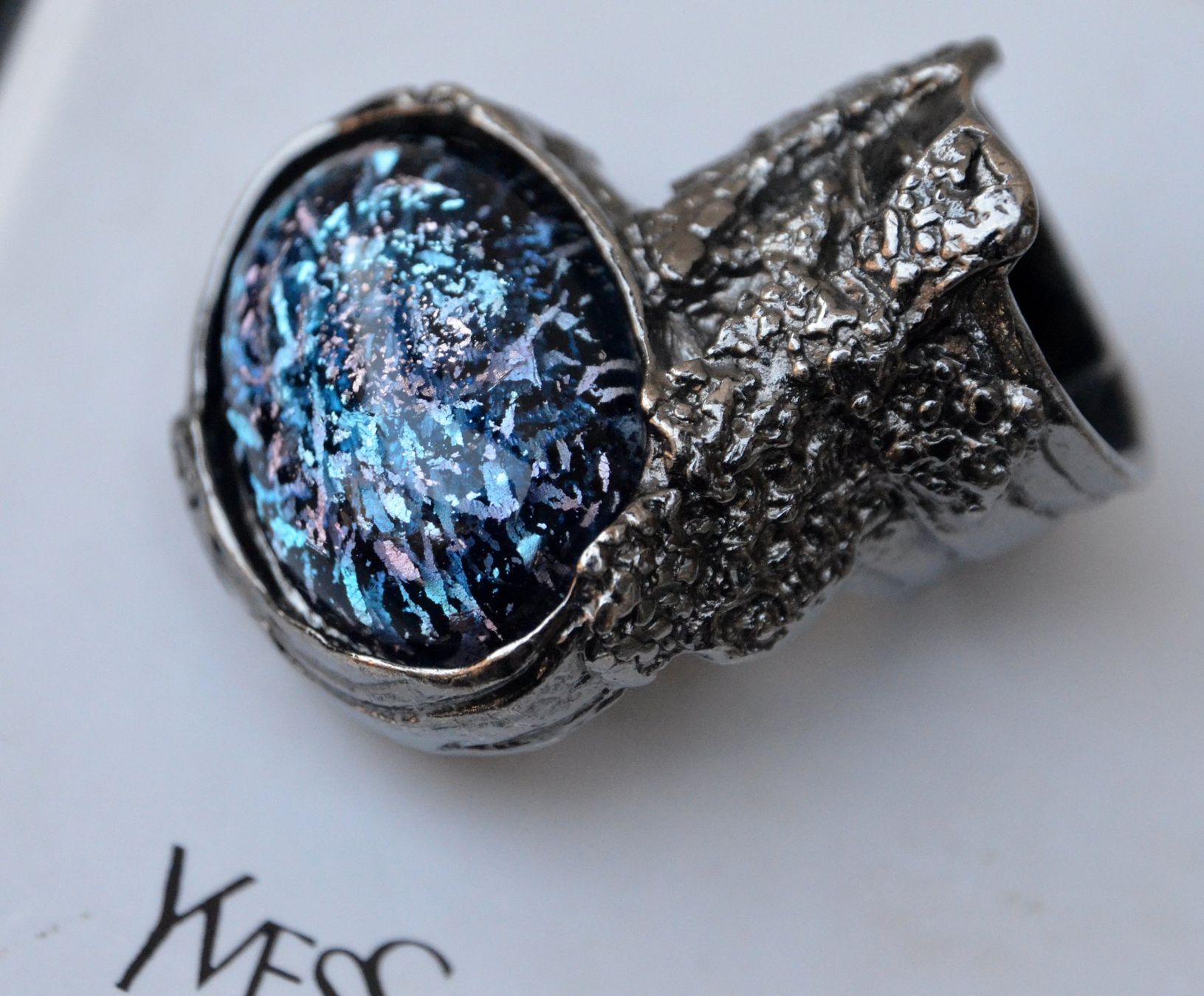 Saint Laurent Anelli: Yves Saint Laurent Arty Ovale Ring bague 6 – Usato da Collonges venduto da Auganien 3