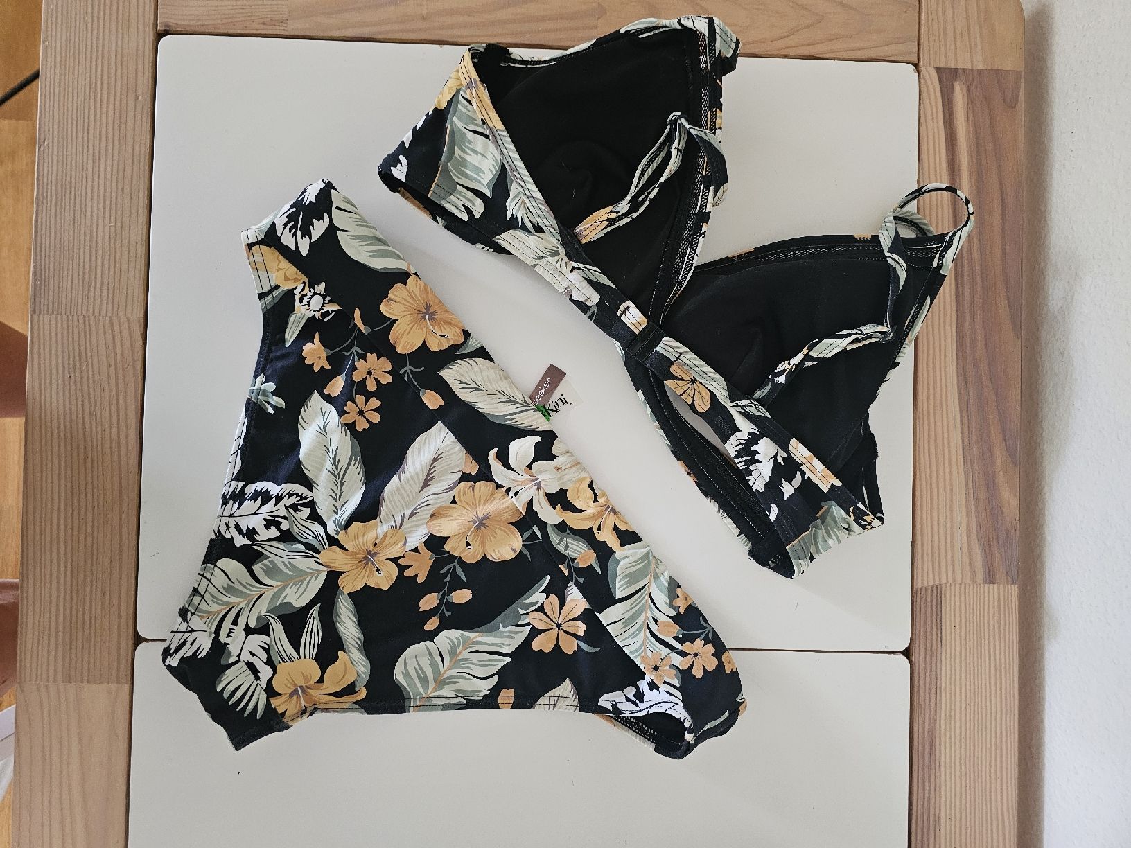 Costumi da bagno & Bikini: Bikini 36/38 – Usato da Rickenbach Sulz venduto da VickyJolina 4