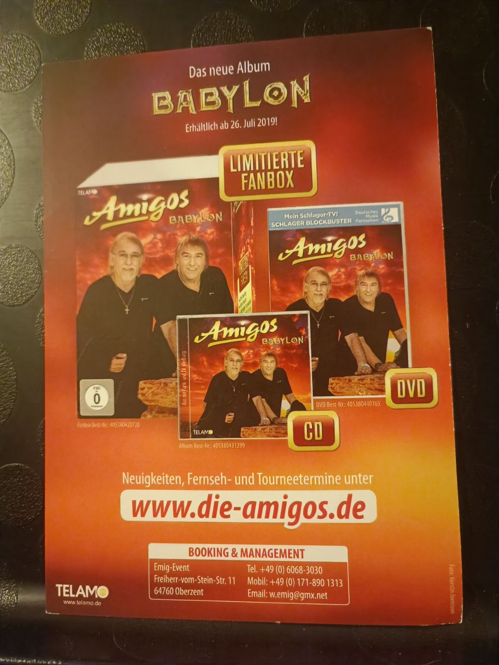 Autografi: Amigos - handsignierte Autogrammkarte – Usato da Menziken venduto da Artographs 1