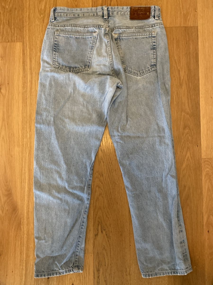 Jeans: Jeans PULL&BEAR hellblau Grösse 31 (USA) – D'occasion à Riehen par Joel_111 2
