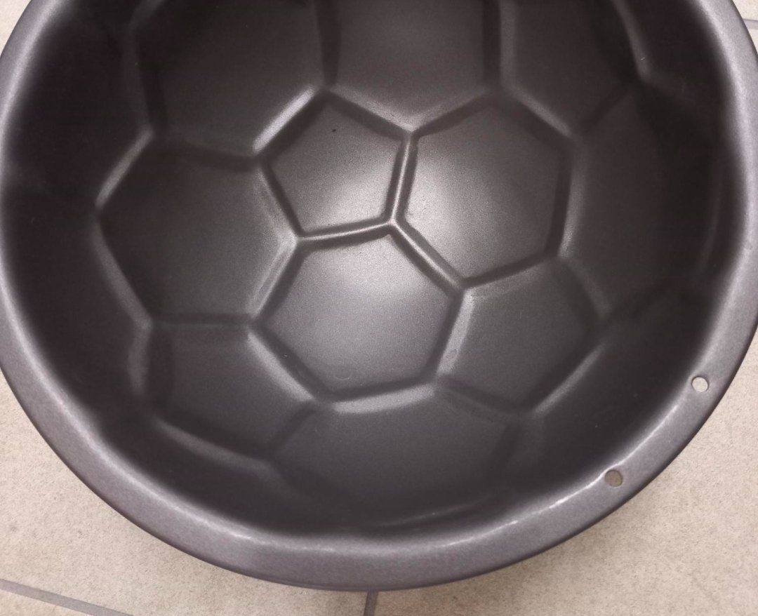 Moules à gâteaux: Backform Fussball – D'occasion à Otelfingen par Nemo000 2