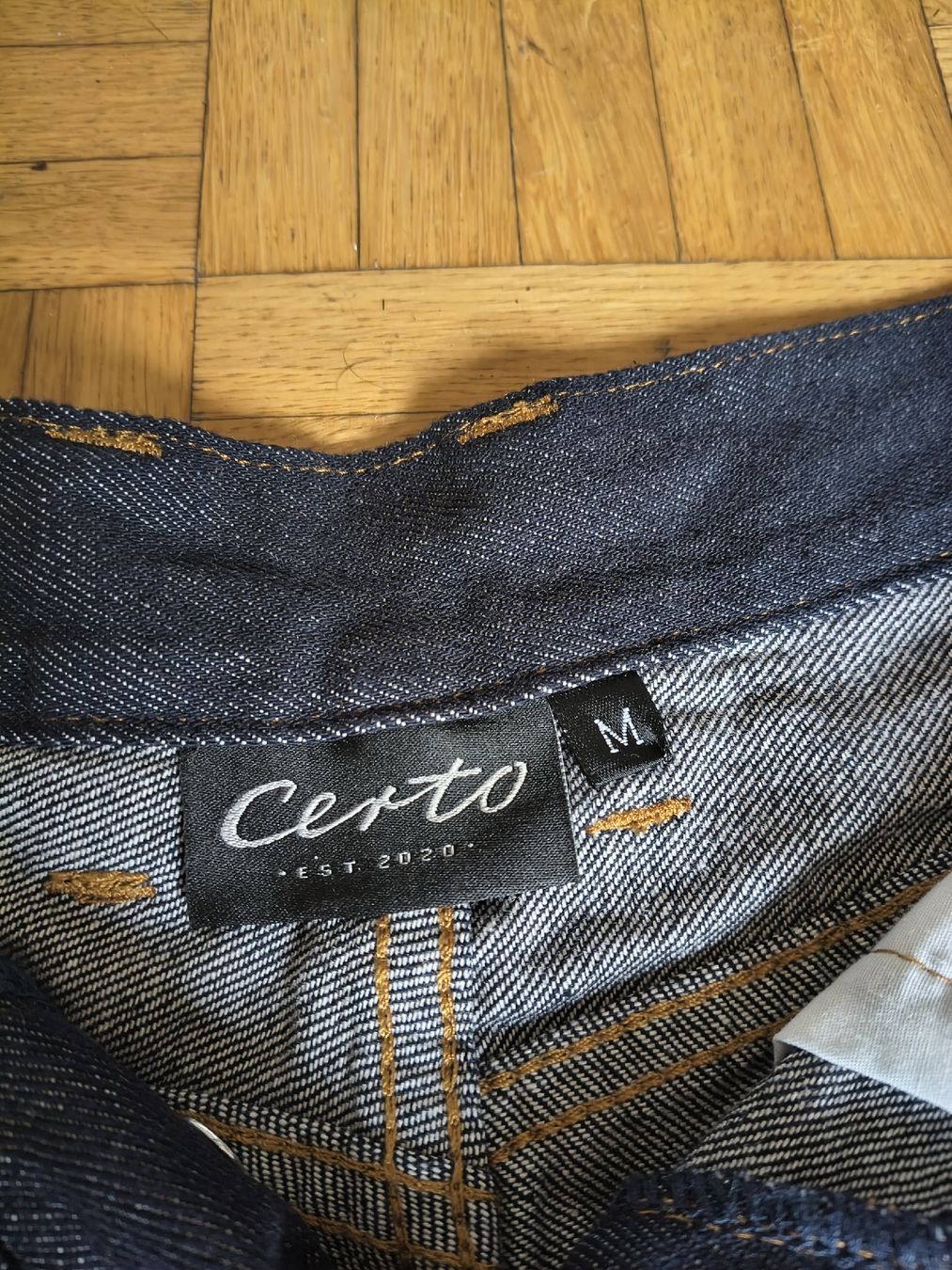 Jeans: Kurze Hose Jeans Certo Gr. M – Gebraucht aus Luzern von val_9vv5 1
