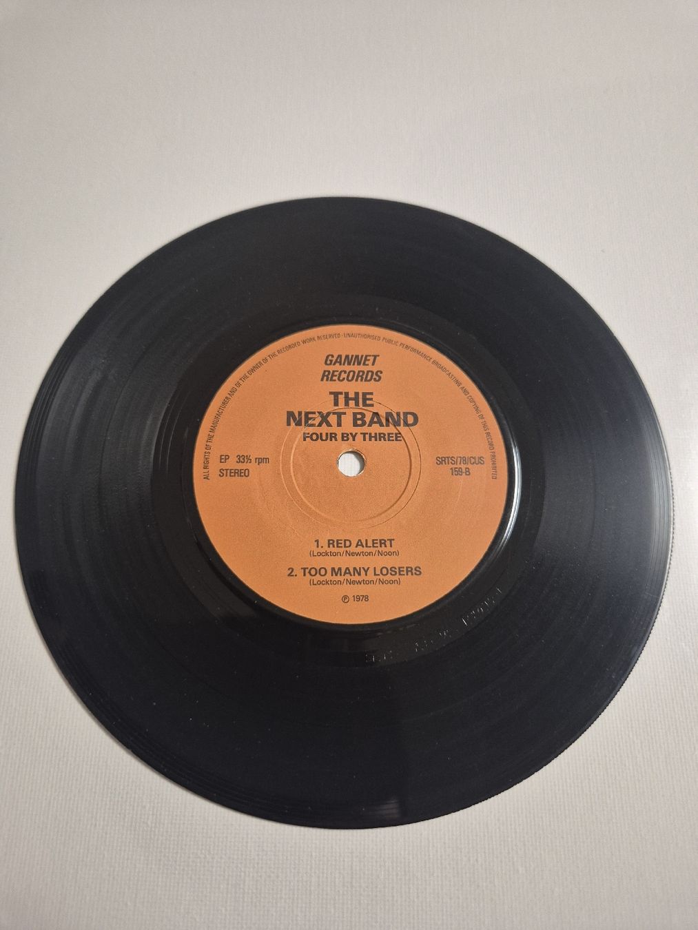 Schallplatten: THE NEXT BAND -  FOUR BY TREE - Single 7 – Gebraucht aus Uster von newwave0 3