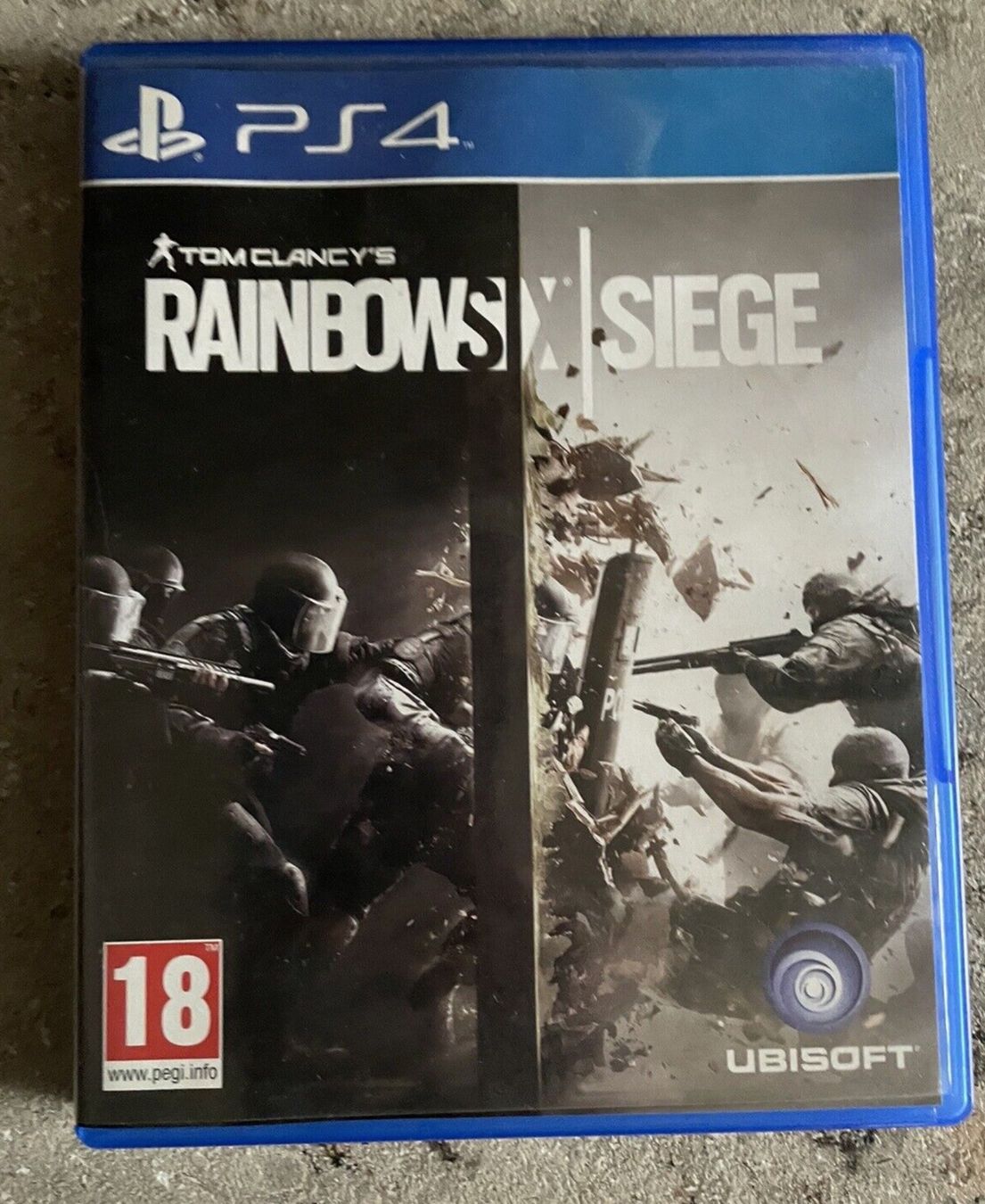 Giochi: PS4 Tom Clancy's Rainbow Six Siege – Usato da Wagenhausen venduto da Svema
