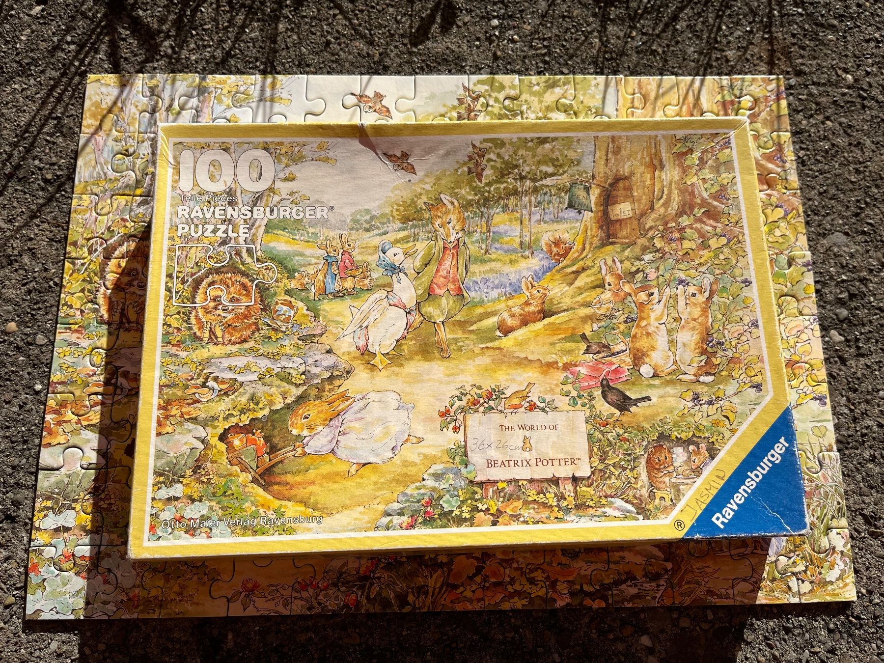 Ravensburger Puzzles: 100 Teile, Beatrix Potter - Beim Spaziergang – Gebraucht aus Zürich von Gurkis