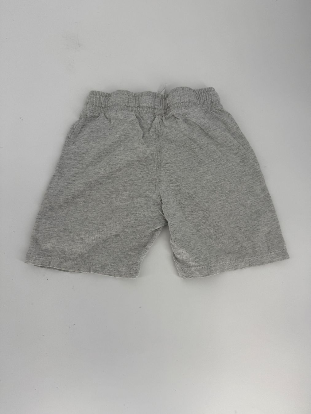 H&M Hosen: Shorts Gr. 104 von H&M – Gebraucht aus Auenstein von moin. 1