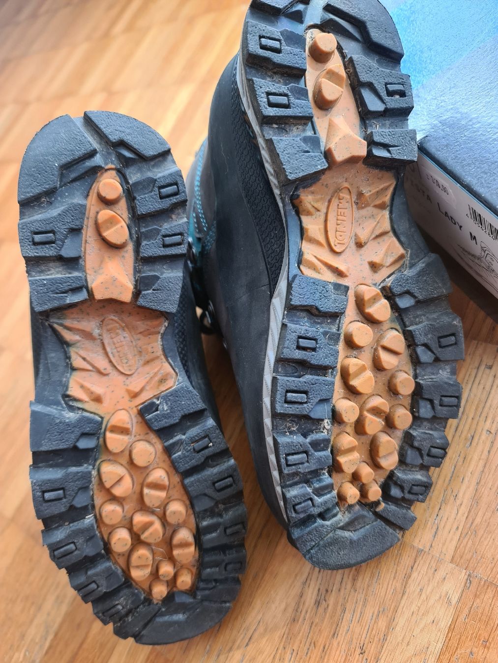 Meindl Scarpe da donna: Meindl Bellavista Lady Wanderschuhe Grösse 37.5 – Nuovo (secondo la descrizione) da Emmenbrücke venduto da gatasalvache 6