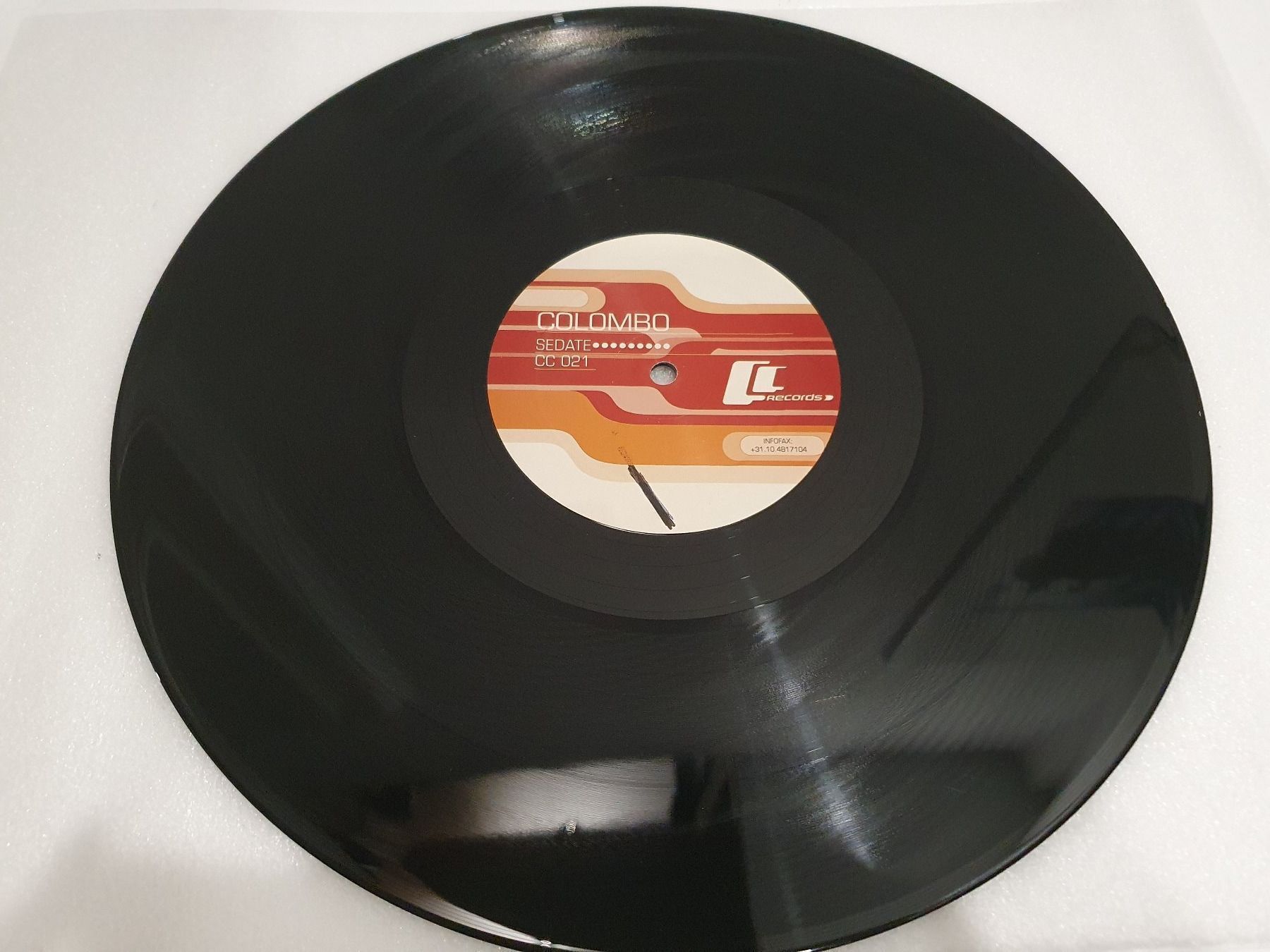 Dischi in vinile: Colombo – Sedate (Techno, Tech House) – Usato da Uster venduto da Vinyl-Leidenschaft 1
