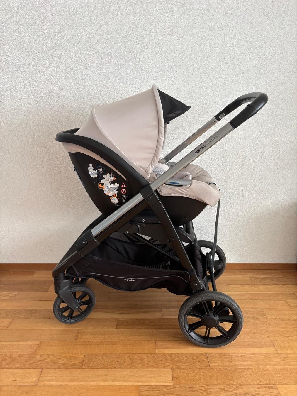 Inglesina Kinderwagen: Kinderwagen Inglesina Aptica – Gebraucht aus Ebmatingen von Anya789 8