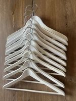 10x Kleiderbuegel Weiss Holz Garderobe Aufbewahrung CHF 10.0