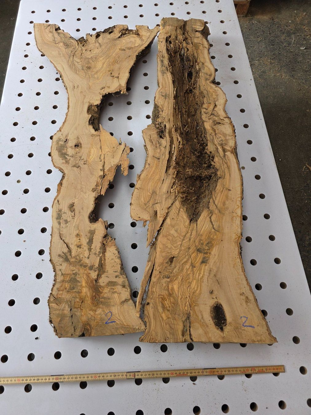Articles en bois: Bretter Olivenholz 80mm – Neuf (Voir description) à Hinterforst par Sonne2004 1